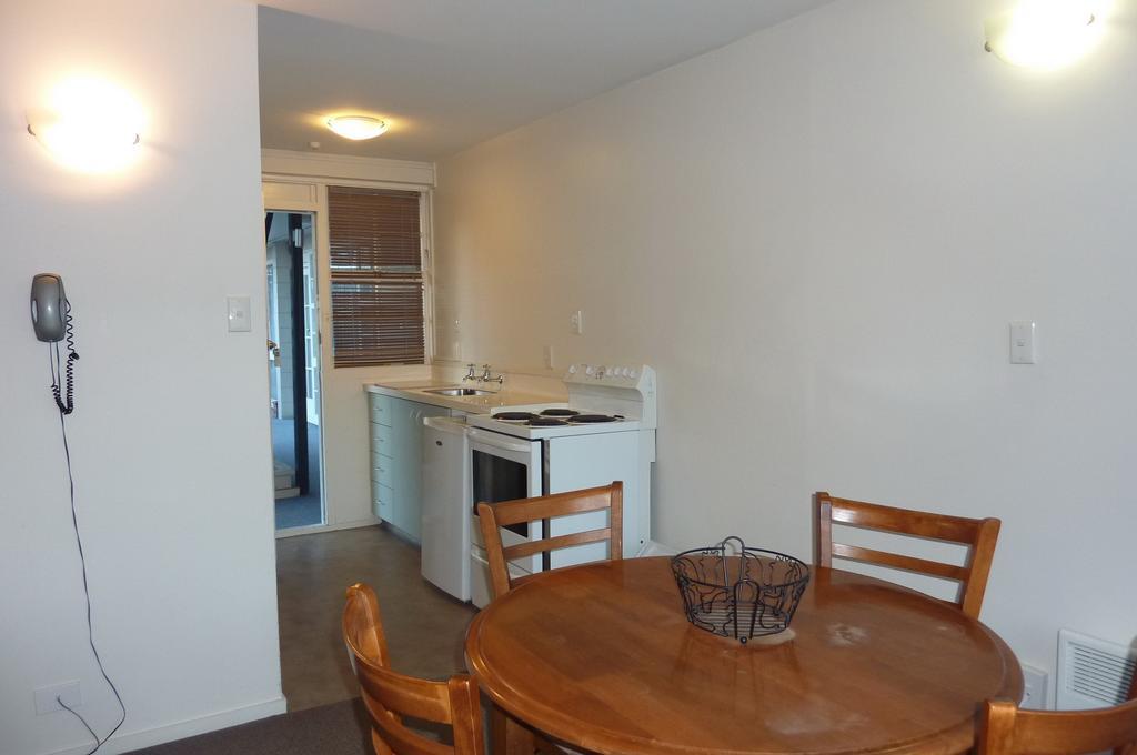 Colonial Inn Motel Christchurch Rom bilde