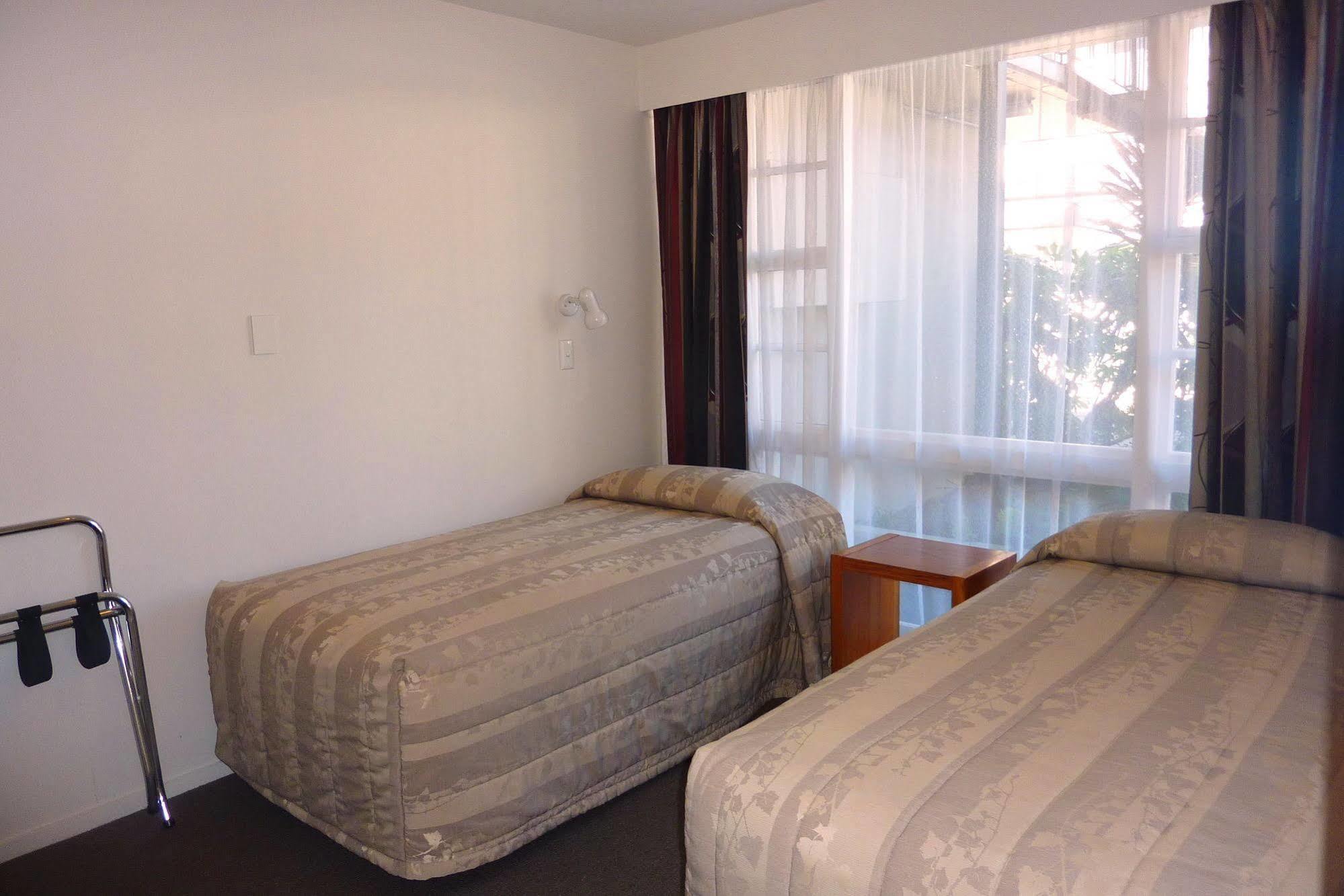 Colonial Inn Motel Christchurch Eksteriør bilde
