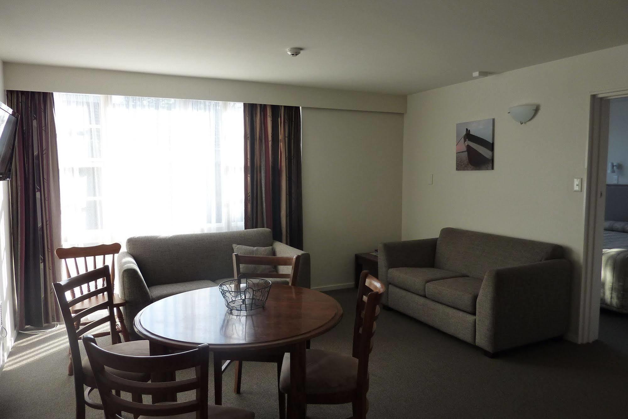 Colonial Inn Motel Christchurch Eksteriør bilde