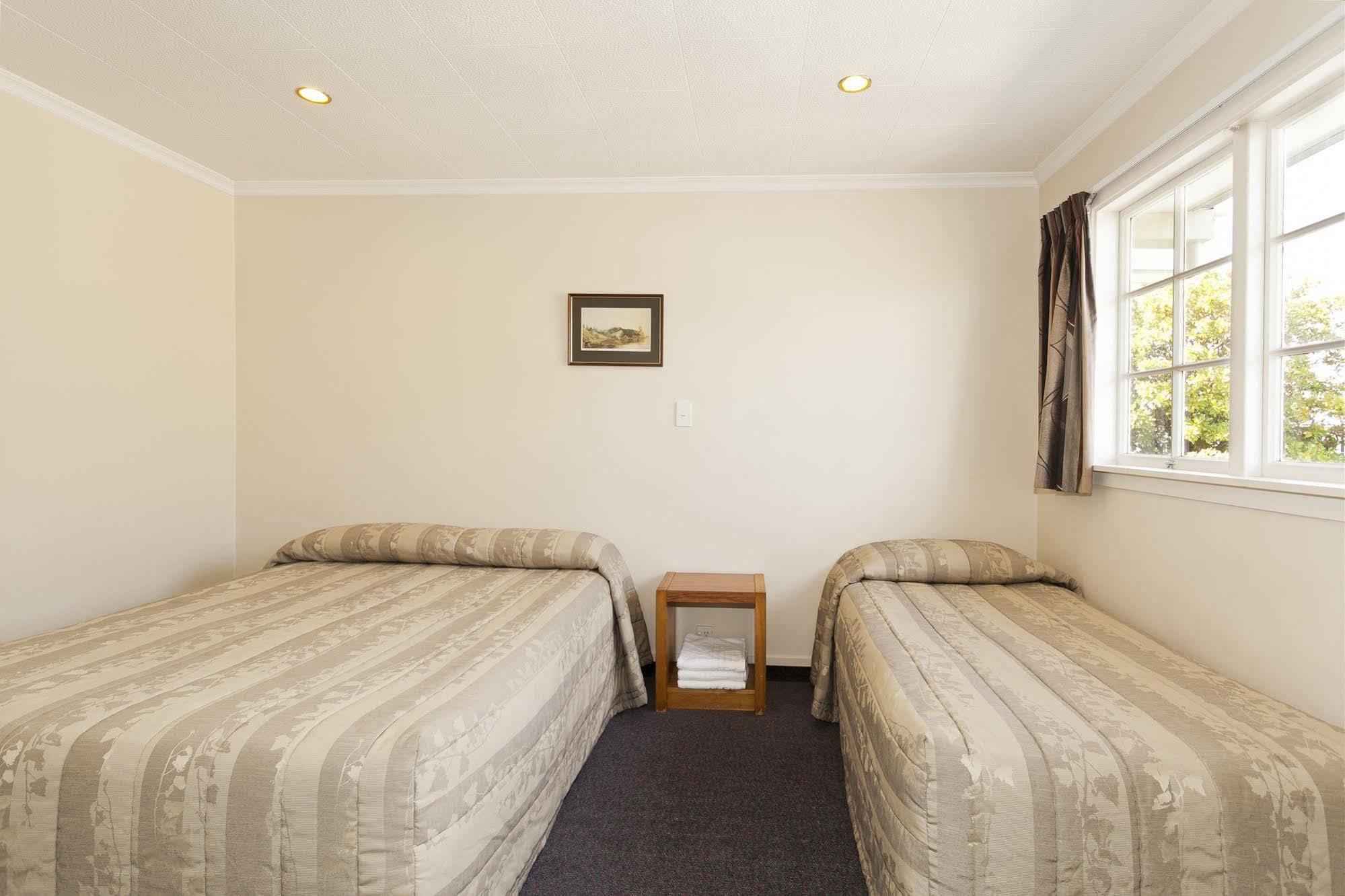Colonial Inn Motel Christchurch Eksteriør bilde